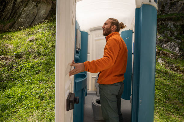Affordable portable toilet rental in West Liberty, IA